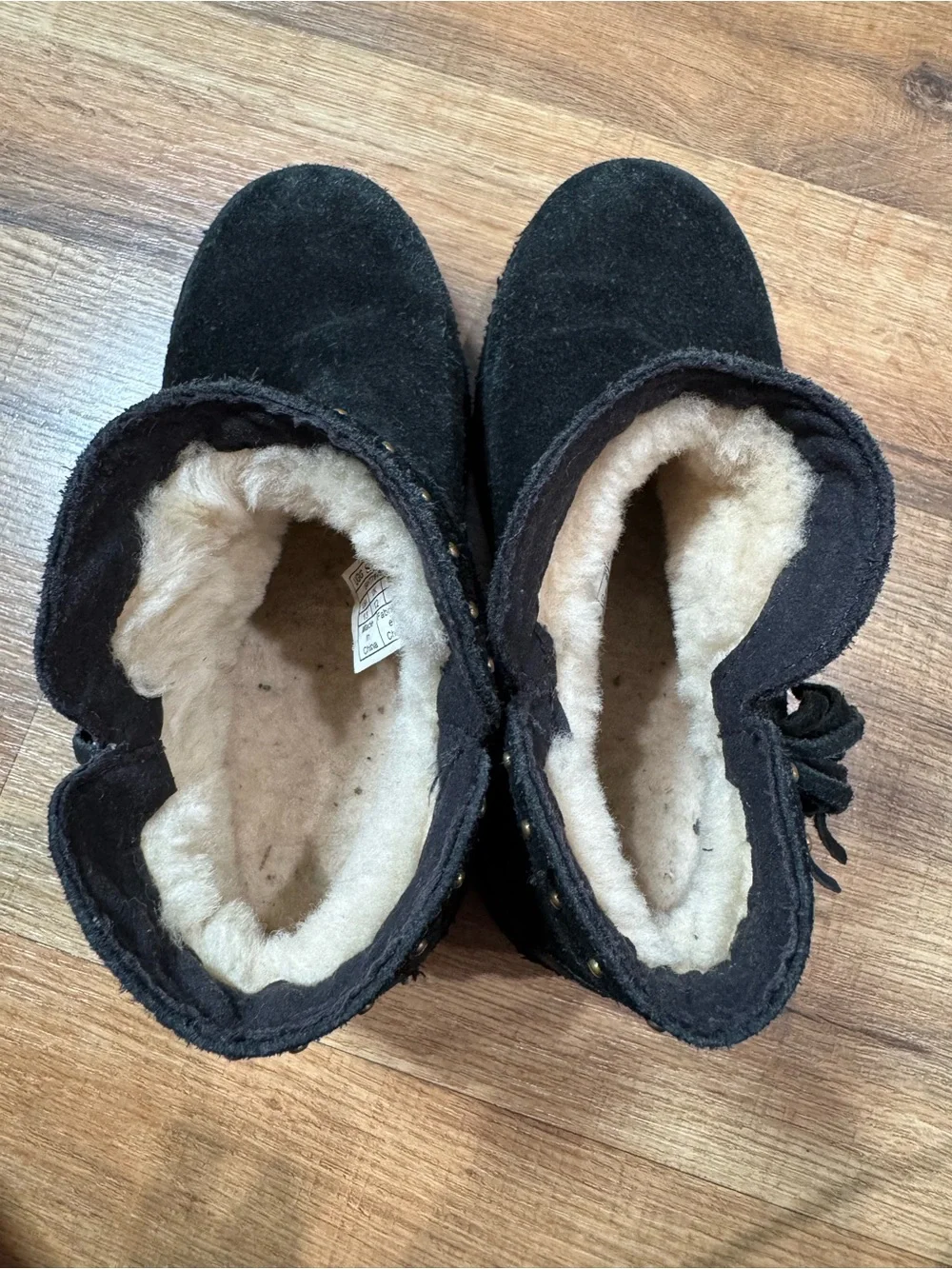 UGG Cindy Bootie leather boots